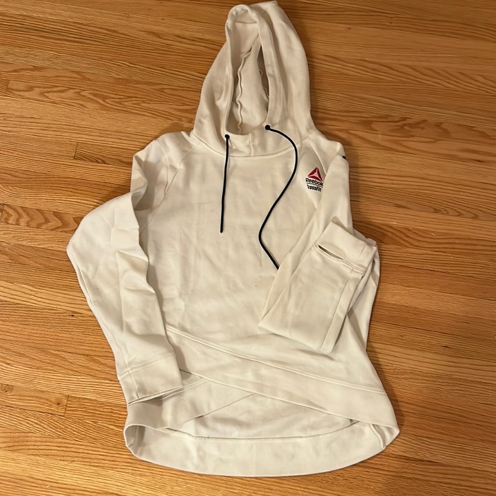 lightly worn womens reebok crossfit hoodie